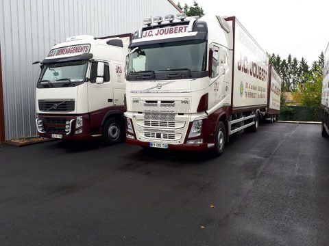 40 - Camion-déménagement - déménagement entreprises le taillan medoc